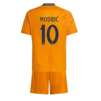 Maglia Calcio Real Madrid Luka Modric #10 Seconda Divisa Bambino 2024-25 Manica Corta (+ pantaloncini)